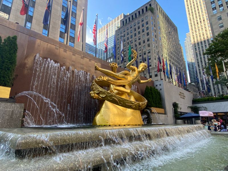 Dynamic Costume Designs