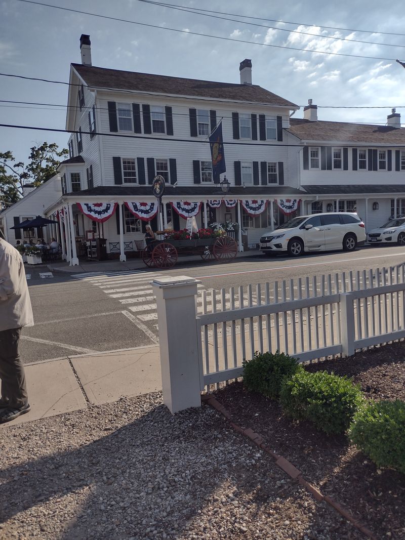 The Griswold Inn's Unbroken Welcome Since 1776