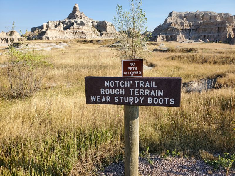 Practical itinerary and nearby essentials without fuss