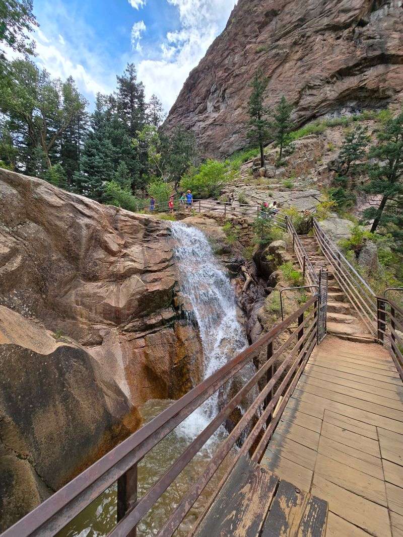 Discover The Cascades And Canyon Scenery That Draw Visitors In