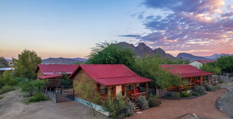 Seasonal Extremes and Desert Weather Patterns