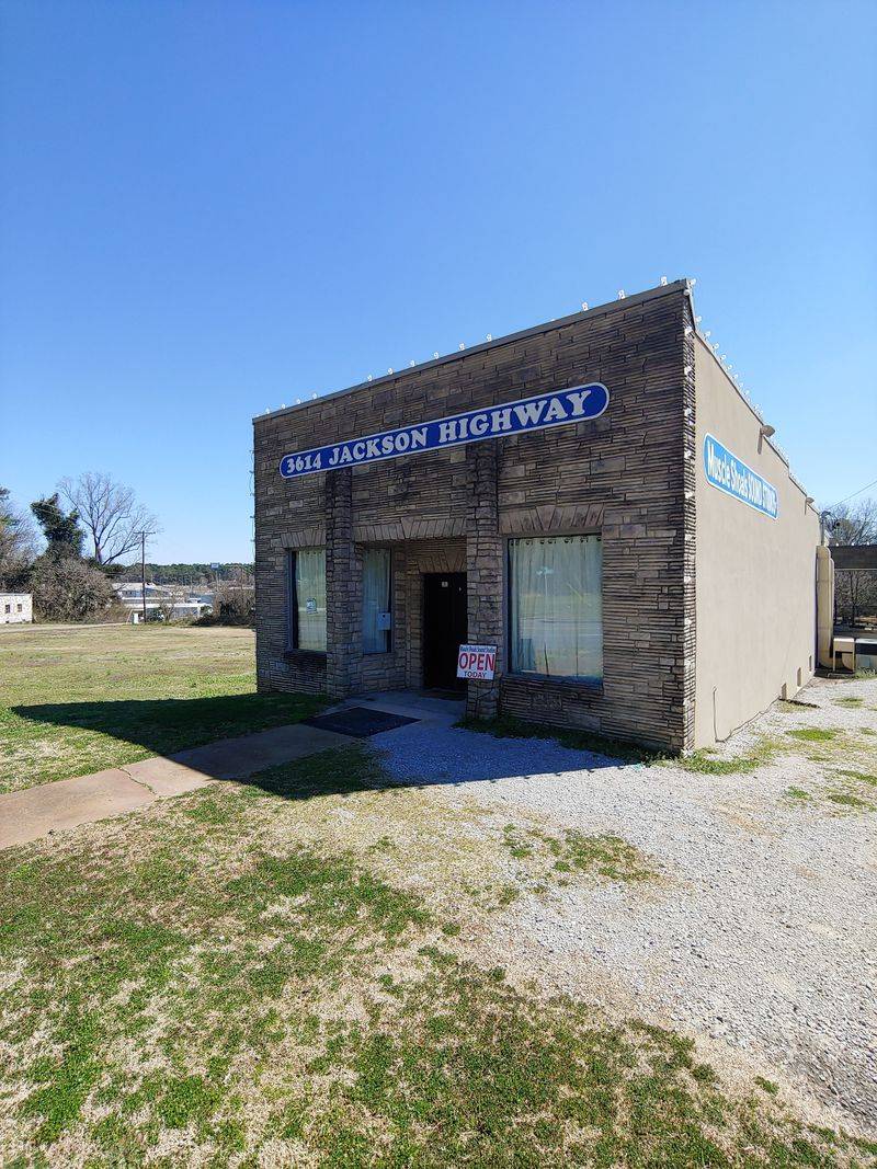 Muscle Shoals and Florence