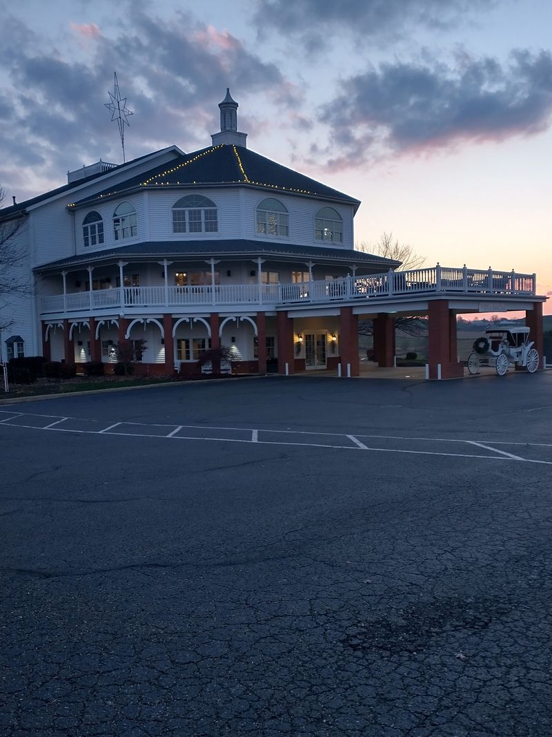 Nearby Amish Door Village Stroll