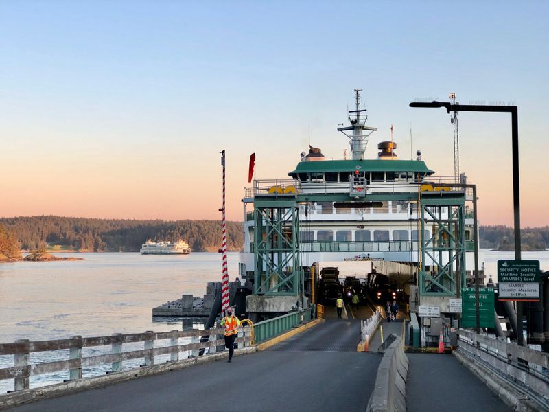 Anacortes to Orcas Island: Mountain Island Adventure