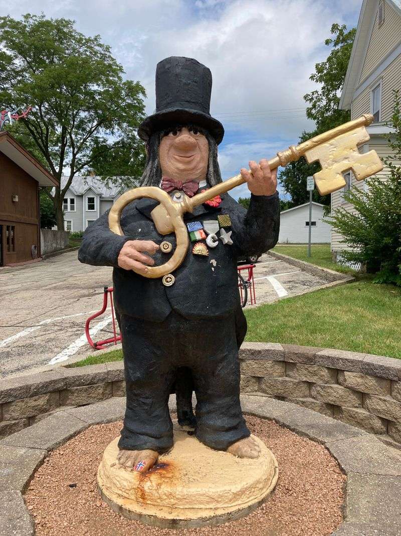 Mount Horeb: Trollway and Scandinavian Spirit