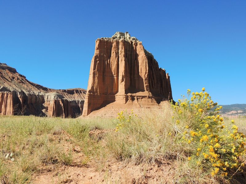 Cathedral Valley Loop