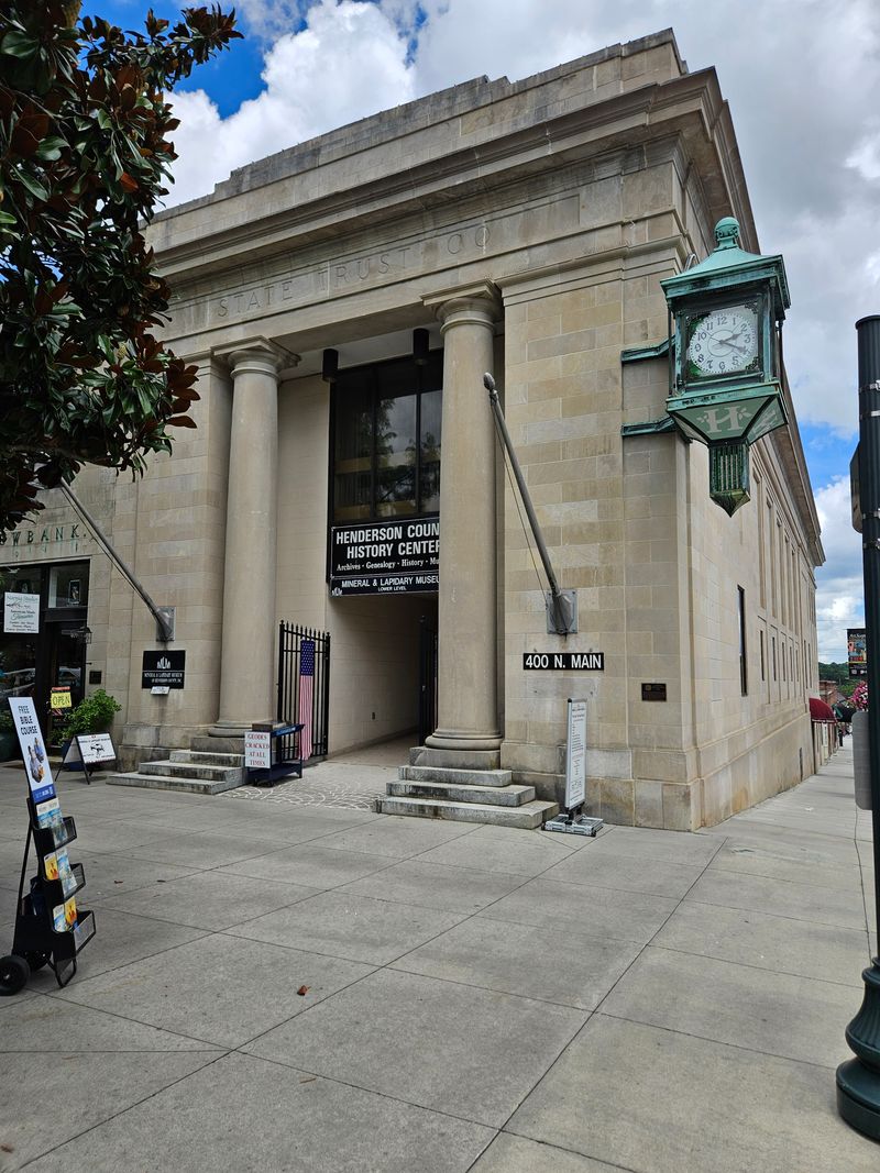 Hendersonville Apple Country Winter Main Street