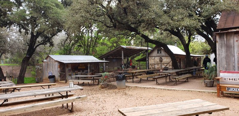 Luckenbach