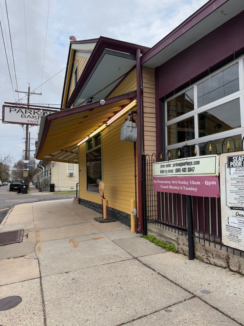 The Outdoor Patio Experience Under Louisiana Skies