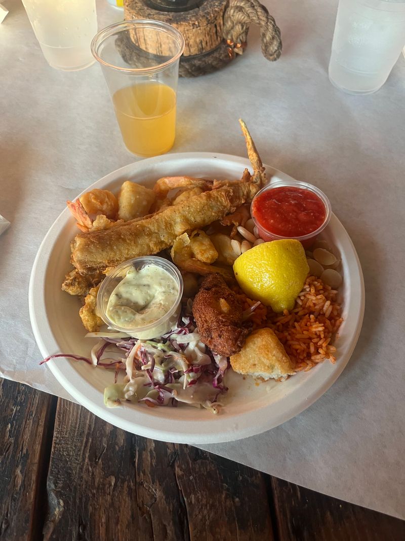 Triple Combo: Shrimp, Scallops & Oysters