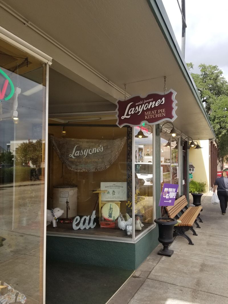 Lasyone's Meat Pie Restaurant