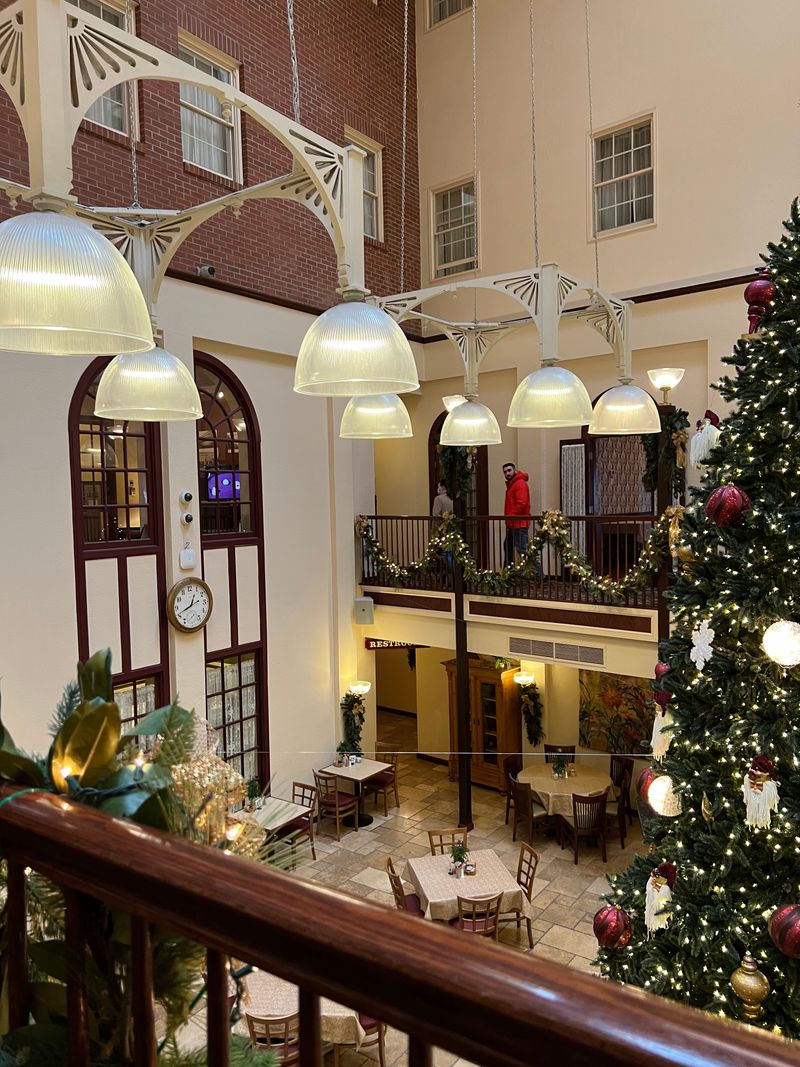The DeSoto House Hotel Lobby And Courtyard