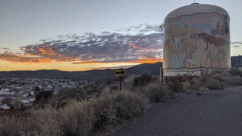 An Artists' Haven in the Desert