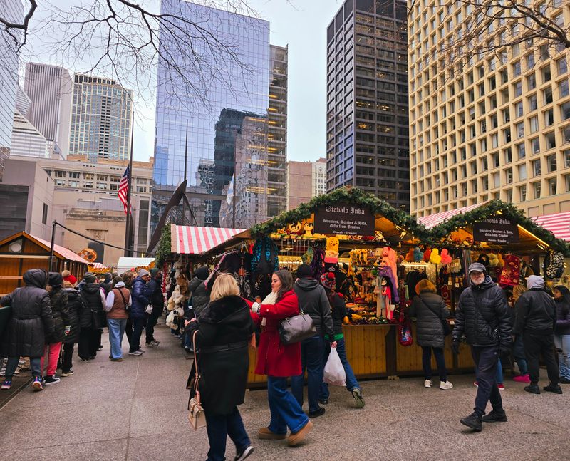 Free Admission, Open Air, Come As You Are