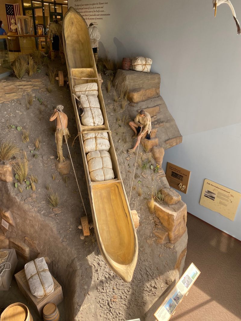 Lewis and Clark Interpretive Center, story on the bluffs