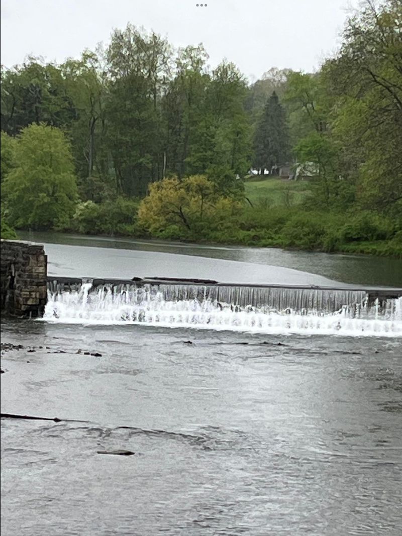 Wonder Falls – Off Jenkinsburg Rd