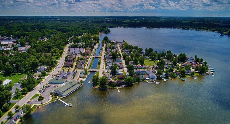 Winona Lake, Kosciusko County