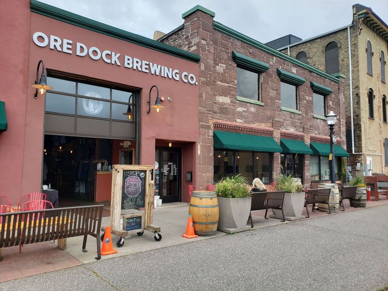 Holidays on the Ore Dock, Marquette