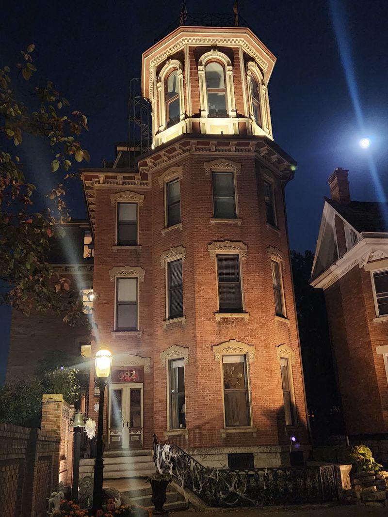 Schwartz Castle, Columbus