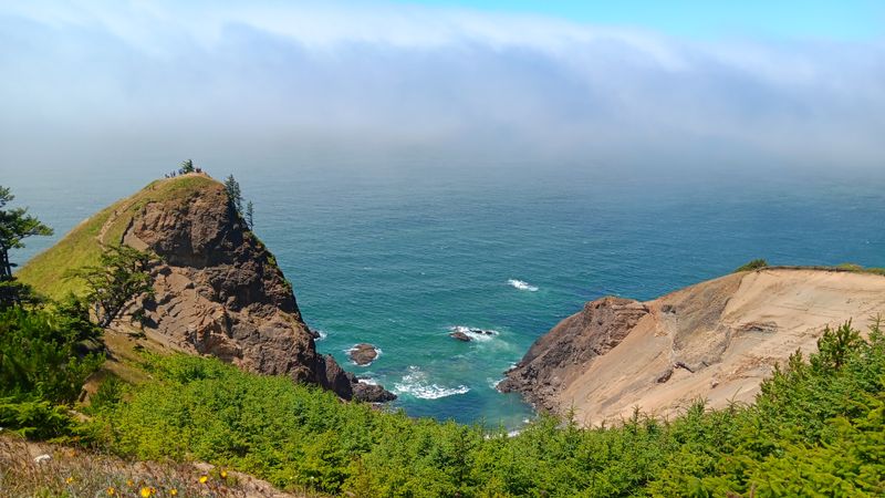 God’s Thumb, The Knoll