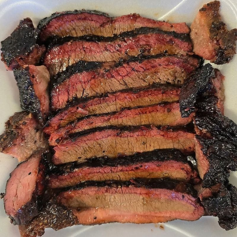 McInnis’ 12 Bone BBQ (Gulfport)