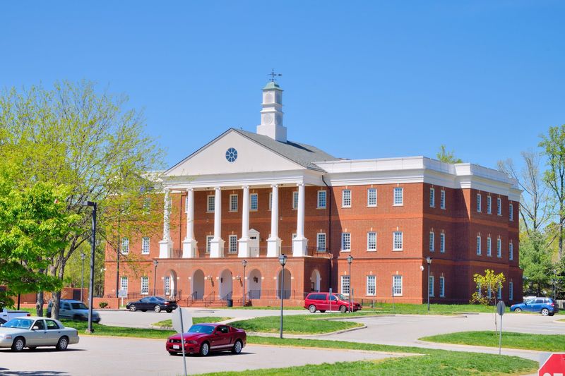 Gloucester Courthouse Circle