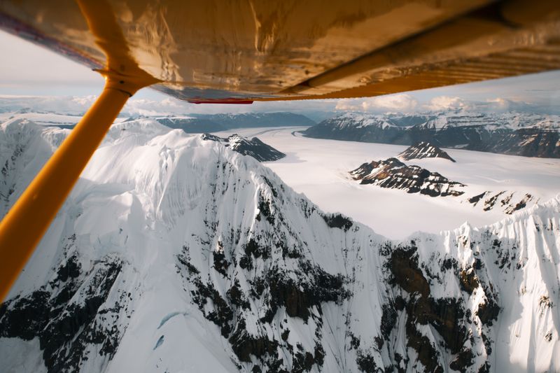 Scenic flights over the Wrangells