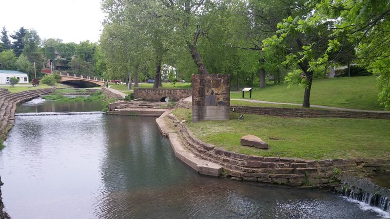 Art and Antique Hunting at The Spider Gallery