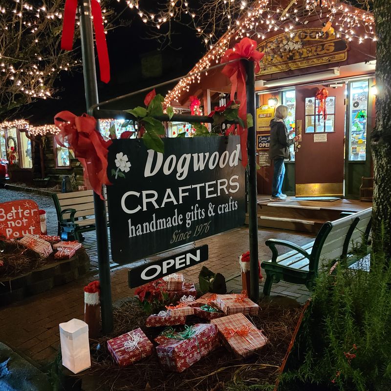 Local Makers Shaping the Winter Atmosphere