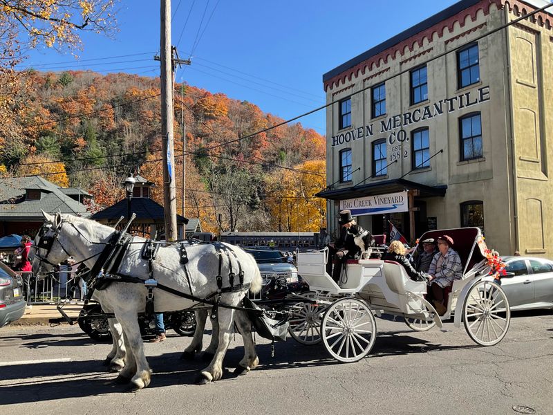 Olde Time Christmas, The Townwide Celebration
