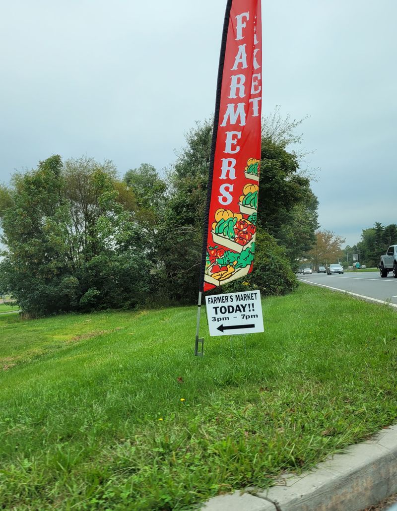 Glasgow Park Farmers Market Near Newark