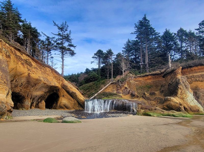 Hug Point State Recreation Site, Arch Cape