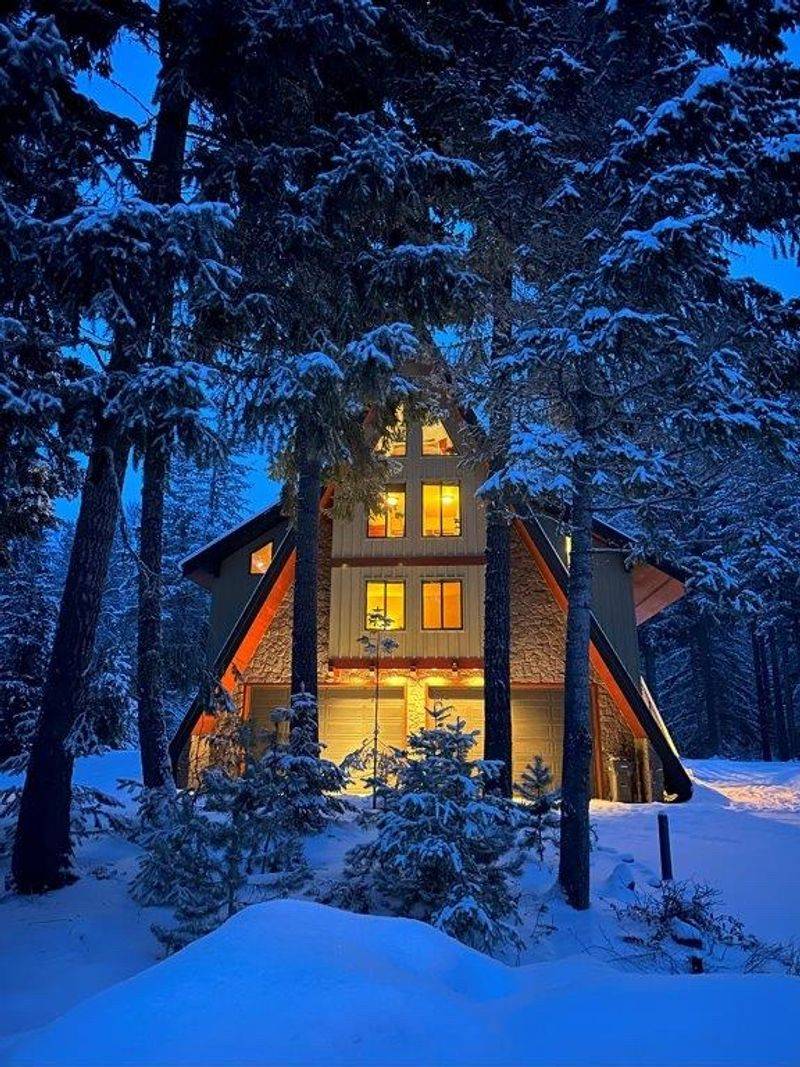 Teanaway Off-Grid A-Frame, Cascade Foothills