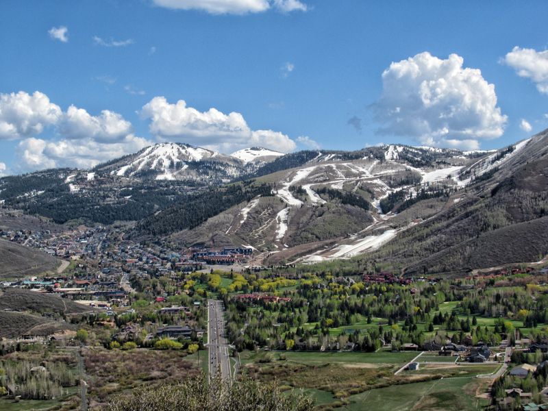 Scenic Views from Snow Park and Silver Lake Lodges