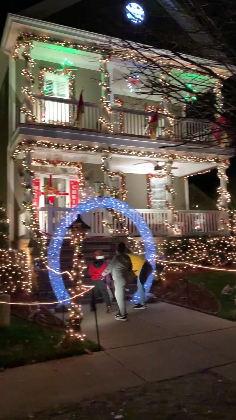 Crowd Savvy Strategies