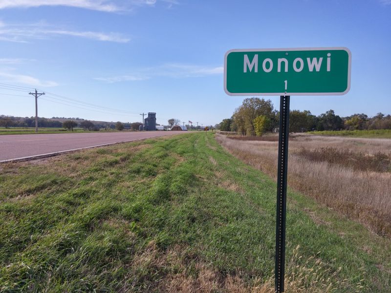 Finding Monowi on the map without getting lost