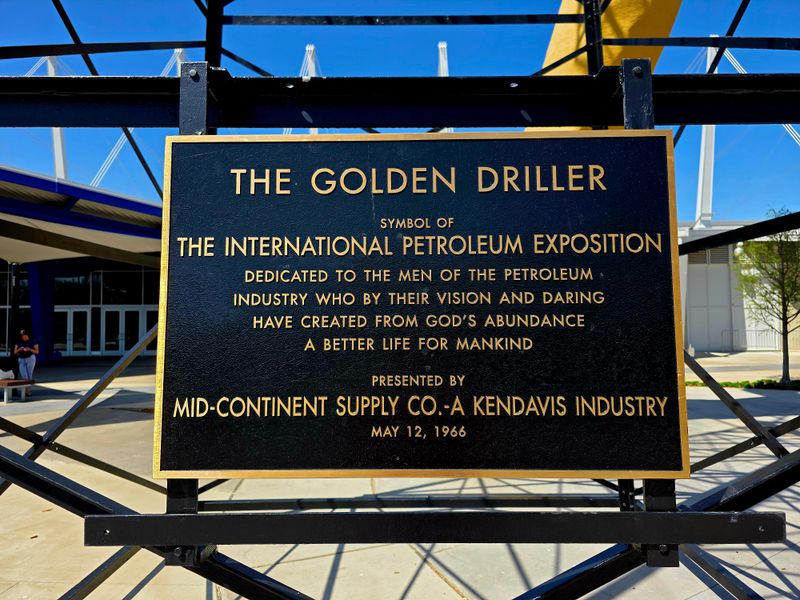 Essential visiting info, hours, and access