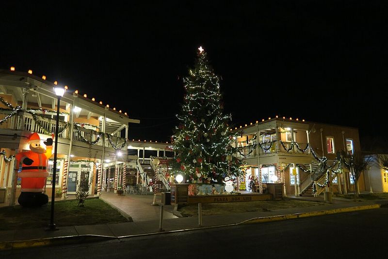 Loss of Community Connection During the Holiday Season