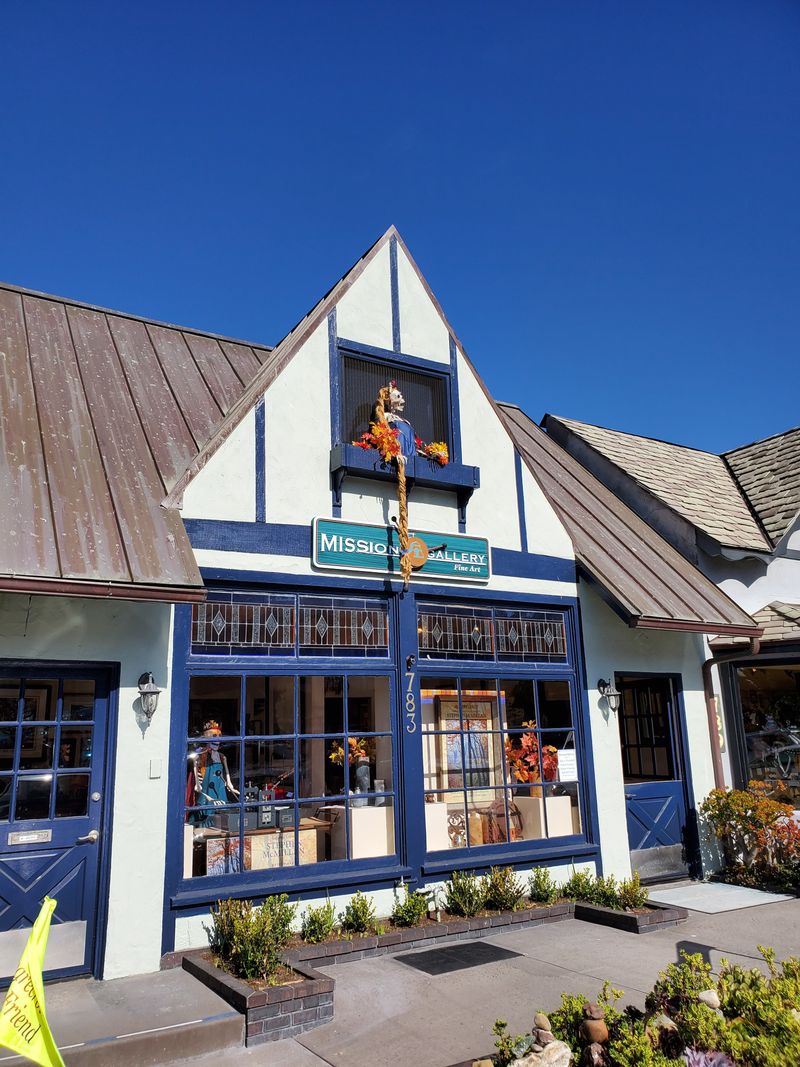 A Community Known for Subtle, Handcrafted Decorations