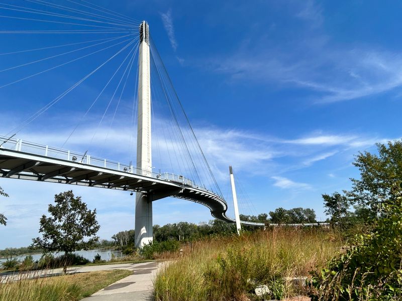 Bob Kerrey Pedestrian Bridge, Council Bluffs
