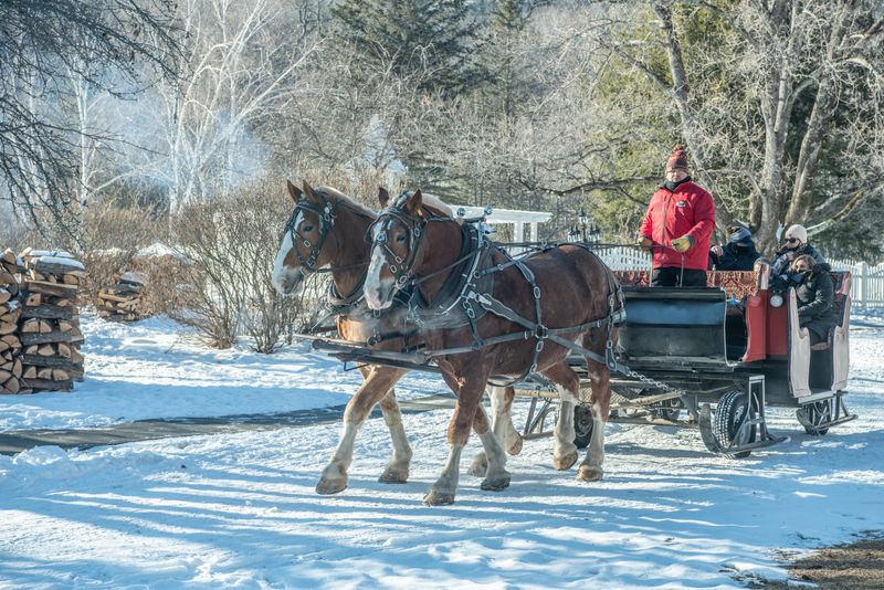 Nestlenook Farm Sleigh Ride Glow