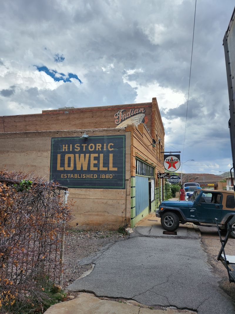 Bisbee’s Lowell District and Erie Street