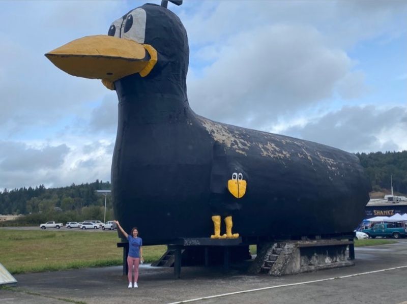 Yard Birds Mall Statue (Chehalis)