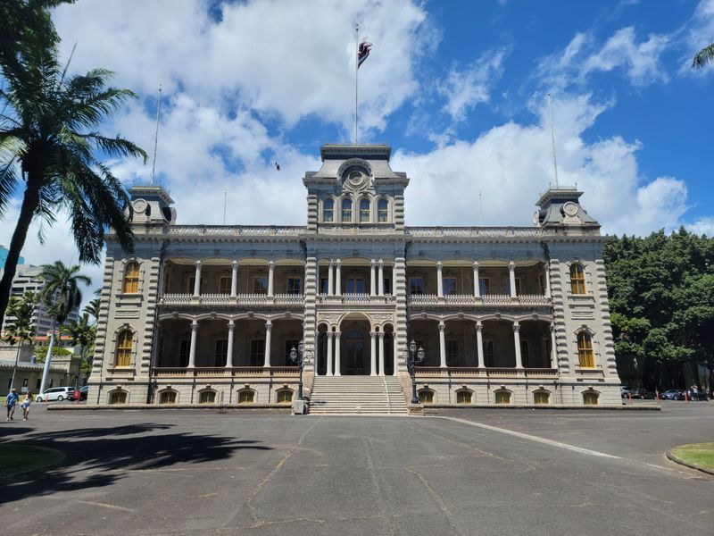 Iolani Palace history and architecture