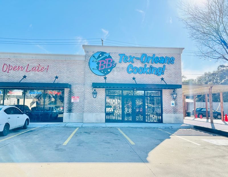 BB’s Tex-Orleans - 2710 Montrose Blvd, Houston, TX 77006