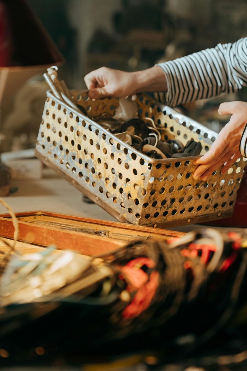 Hardware Corners For Practical Effects