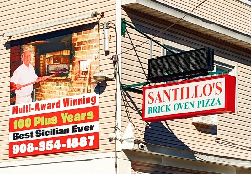 Santillo's Brick Oven Pizza, 639 S Broad St, Elizabeth, NJ