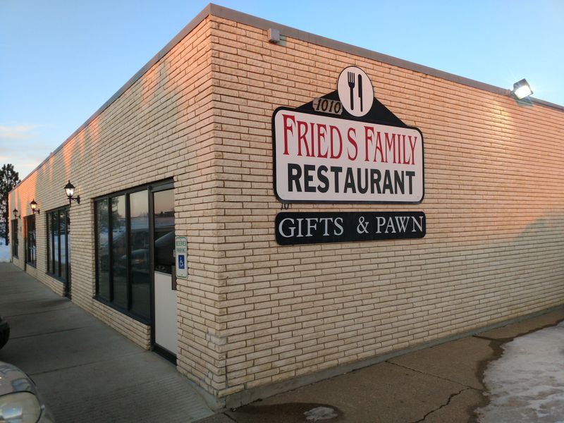 Frieds Family Restaurant, Mandan