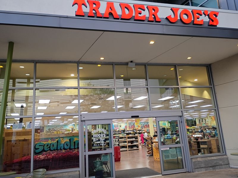 Trader Joe's 800 W 6th St, Austin, TX 78703