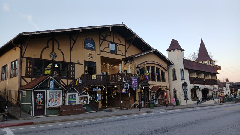 Bavarian Facades in Helen